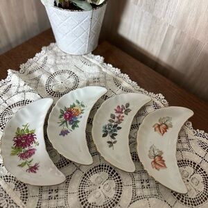 Chadwick Vintage Crescent Shape Bone Dish Set of 4 Plates